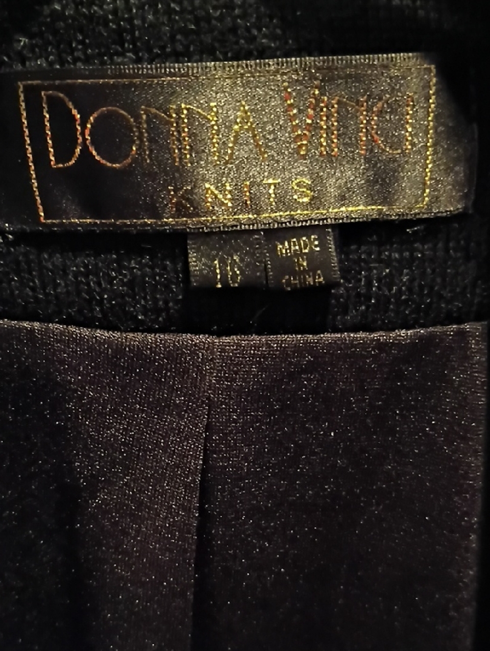 FINAL PRICE DONNA VINCI Black Jacket Set With Floral Embroidery